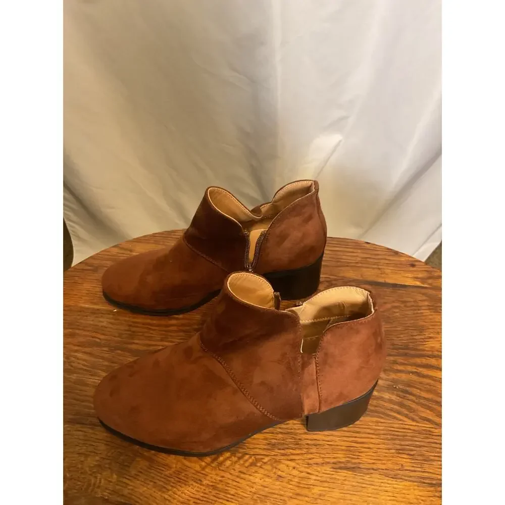 Women’s Brown Suede Ankle Boots Cutout Side Zip Block Heel Size 7.5